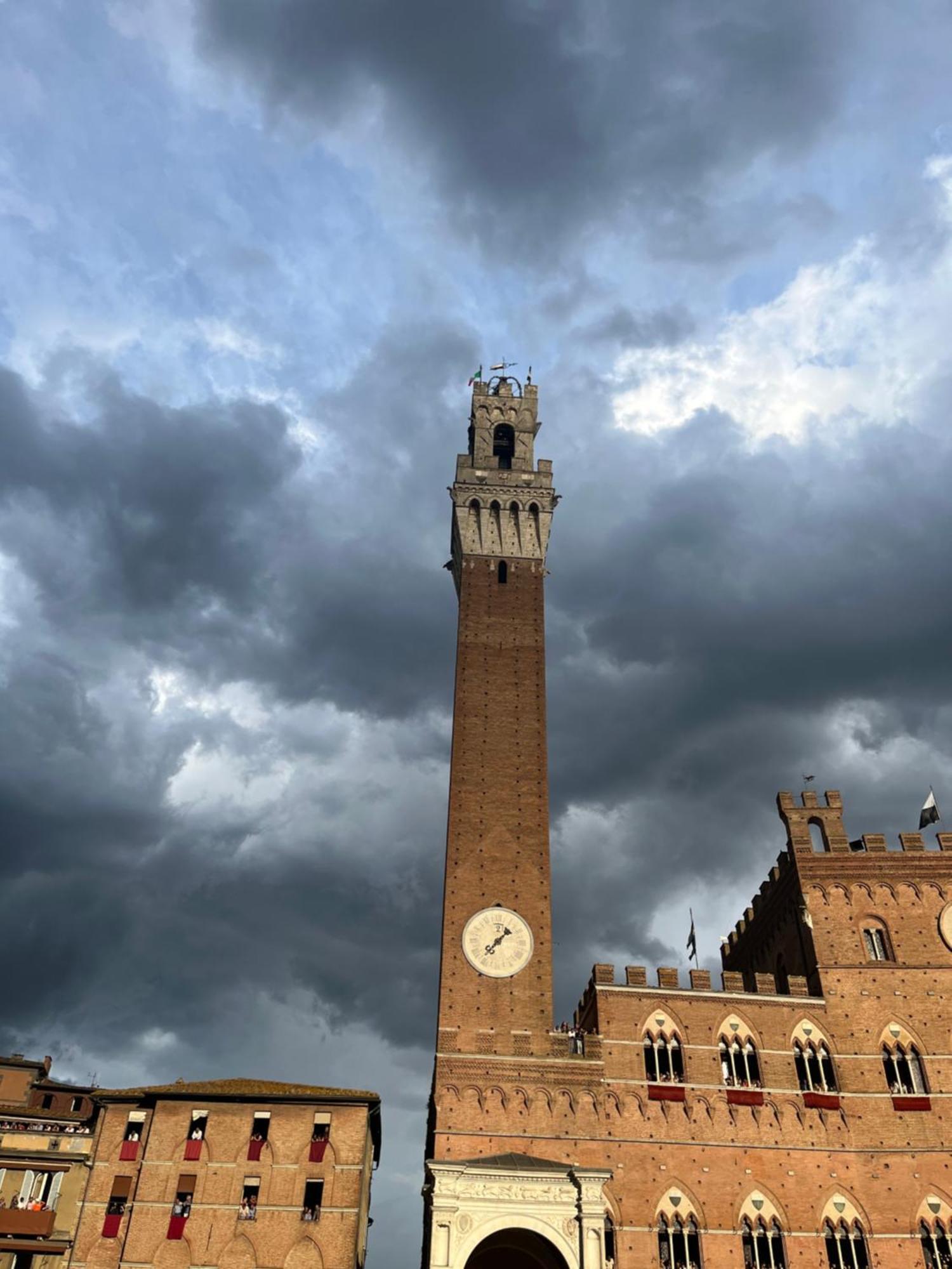 La Campanina-Nel Cuore Di Siena E Della Contrada Exterior photo
